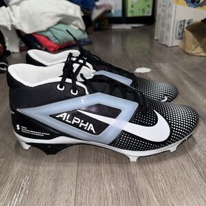Nike Alpha Menace 4 Pro Football Cleats Black/White FZ7702-005 Men’s Sz 16